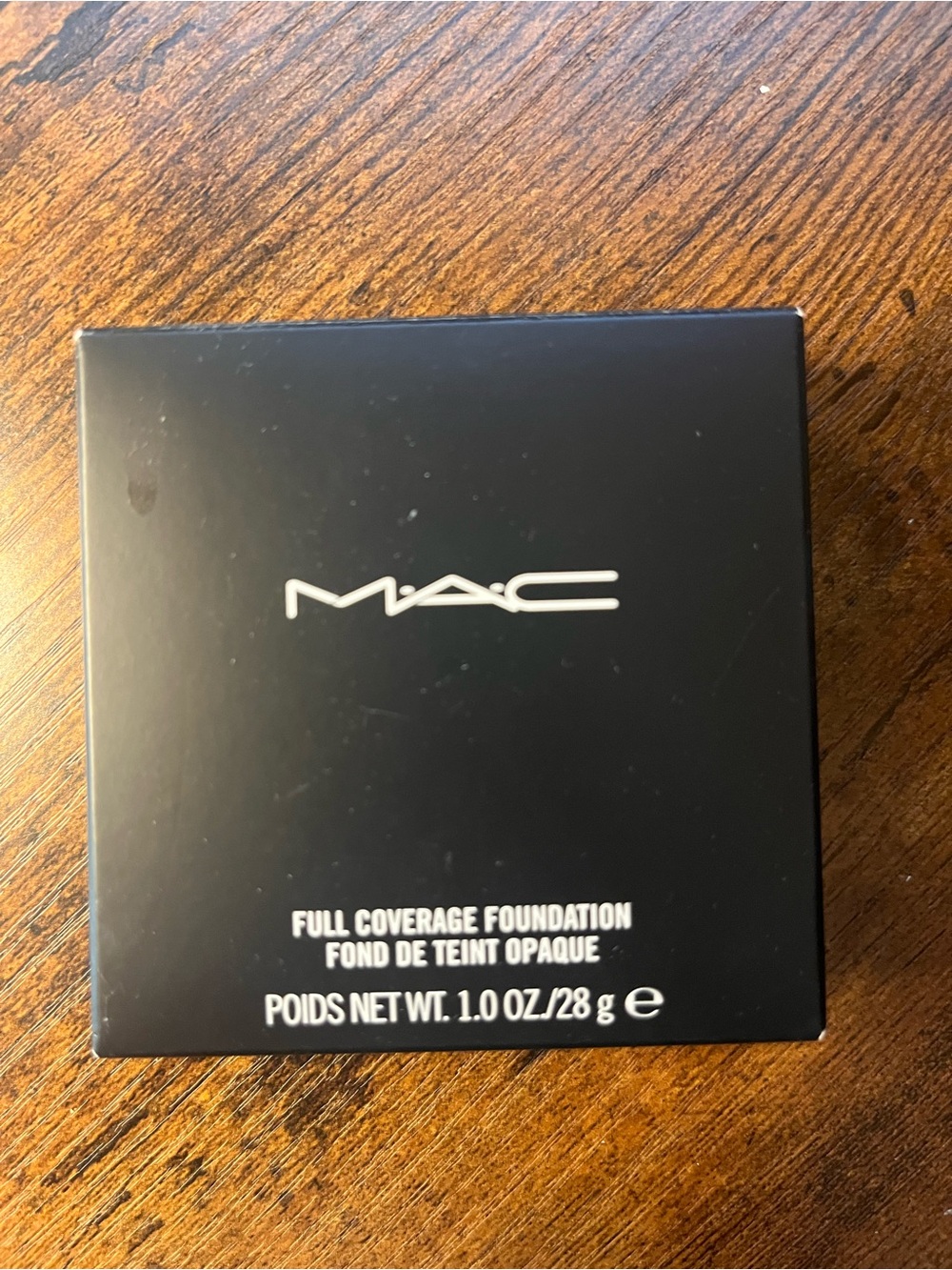 MAC Full Coverage Foundation NC15
